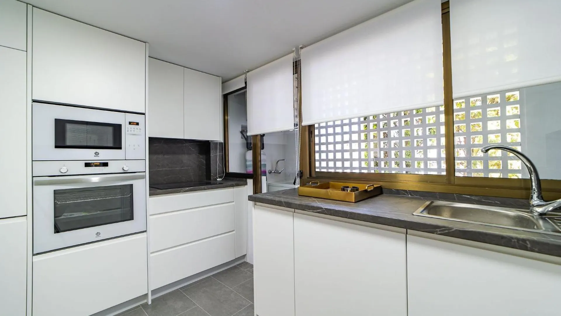 Alcazaba Apartments Banus Marbella Spain
